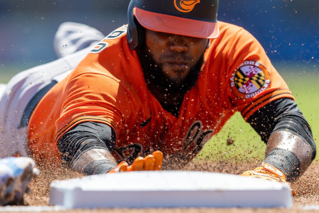 Bruce Zimmermann on his return to the O's bullpen 