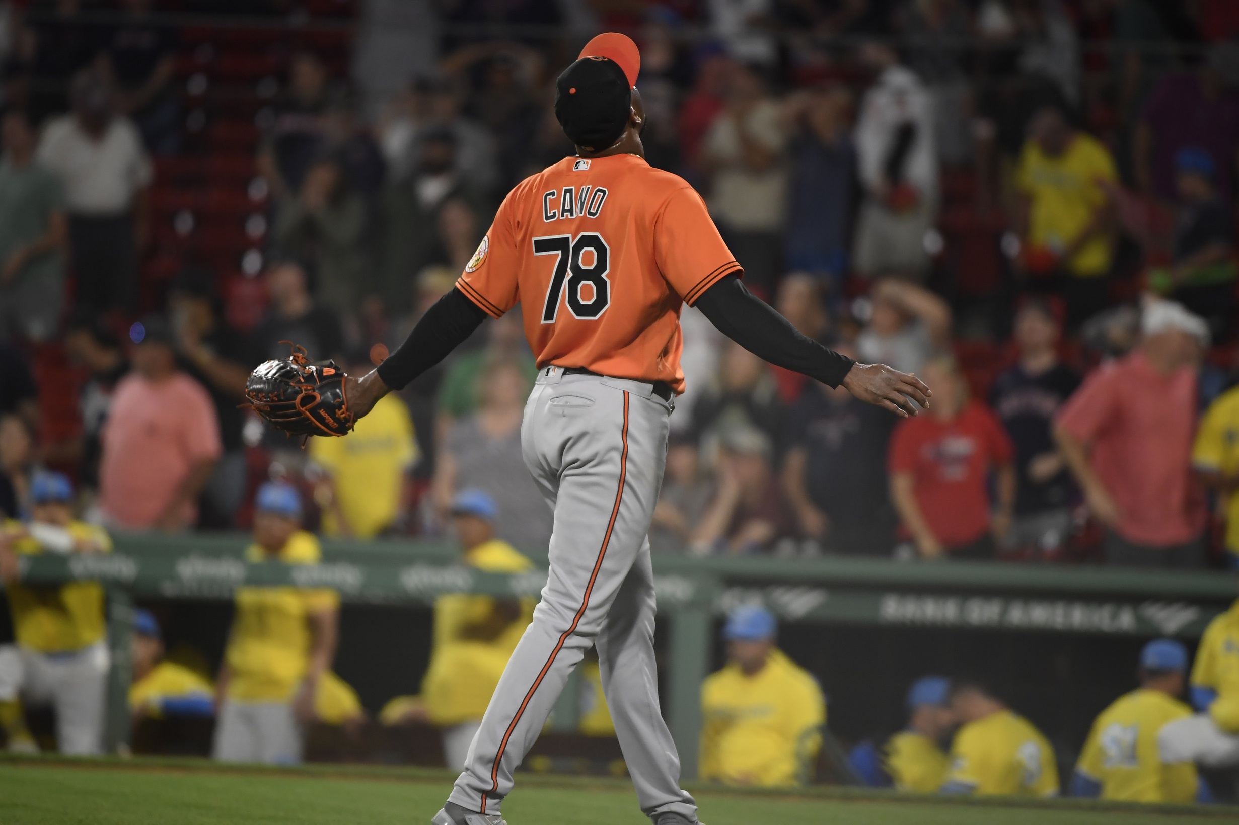 Orioles hang on to beat Red Sox 13-12 for 7th straight win as