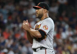 Should Orioles bring back Suárez for 2025 and beyond? / MAILBAG