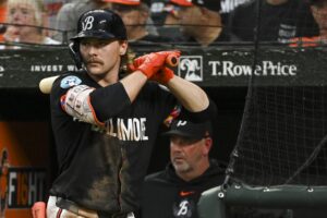Orioles’ offense fails to produce again as they lose 4th straight, 4-1 to Yankees; Hyde ejected as benches clear in 9th