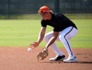 Orioles lose Grapefruit League opener 10-5 to Pirates; Holliday on playing 2nd, bunting